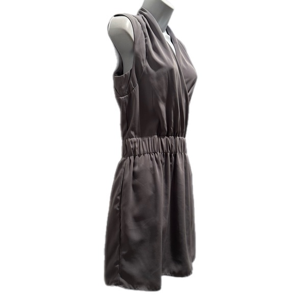 Express gray romper - Picture 3 of 11